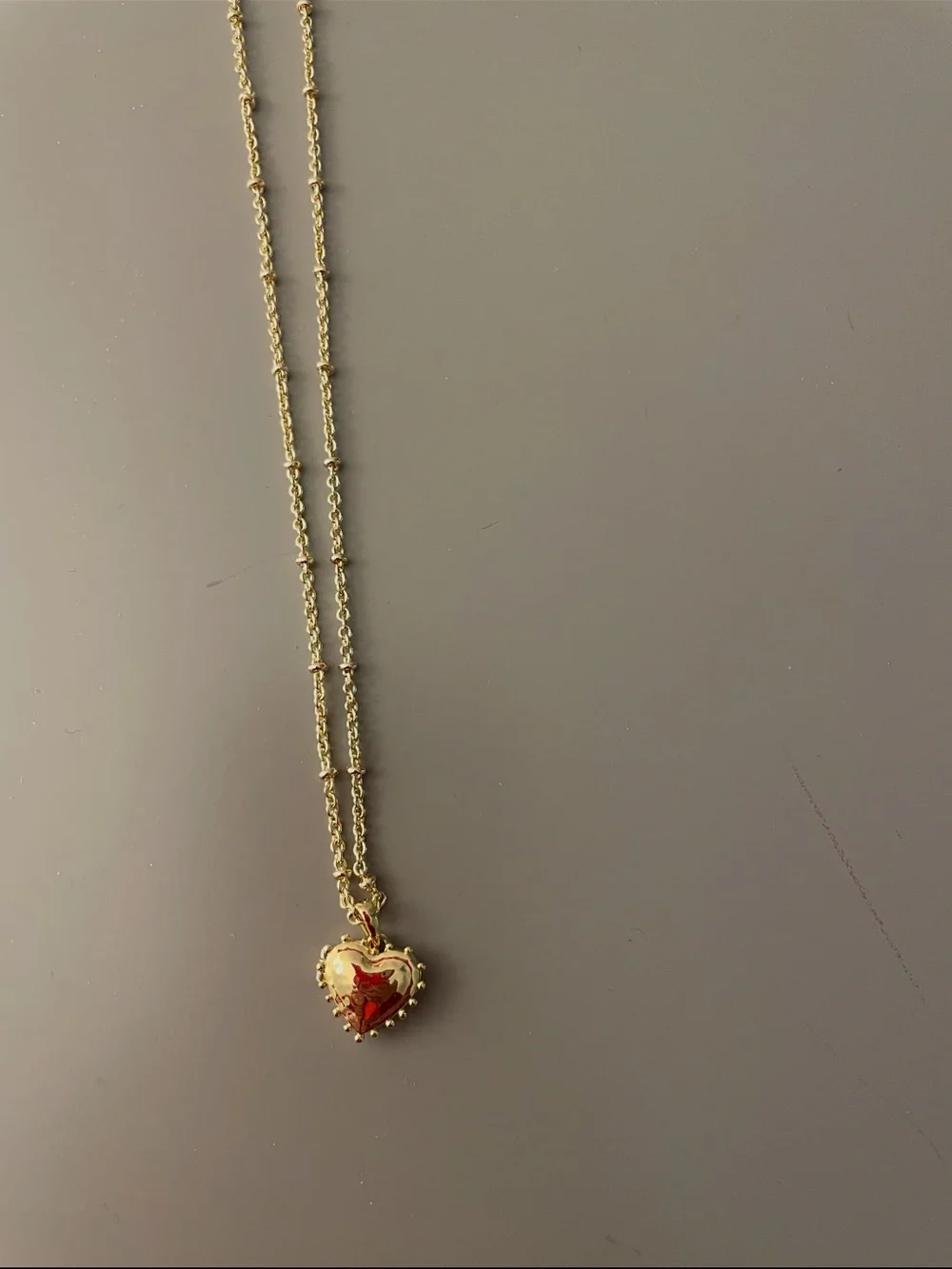 NWOT Anabel Aram Small Gold Heart Locket Necklace